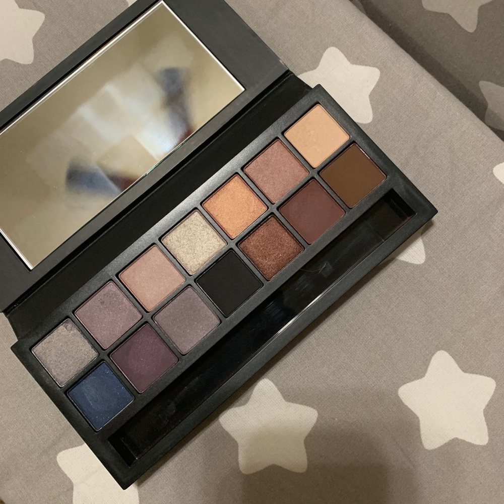 Smashbox eyeshadow palette